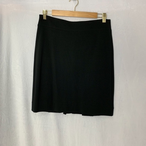 MARC BY MARC JACOBS SIZE SMALL BLACK SKIRT - Picture 2 of 9